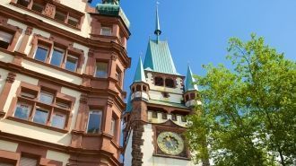 В 17-м веке фасад ворот Мартинстор украс