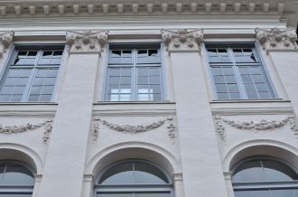 Именно тогда у сооружений появились совр