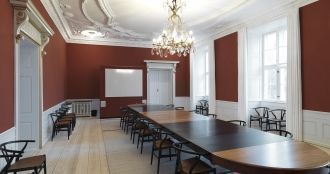 После Реформации в 1536 году монастырь б