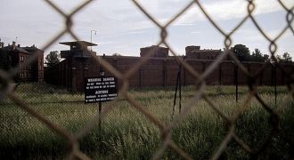 Охрана— сто военнослужащих СССР, Британи