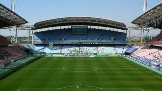 На «Guus Hiddink Stadium» было также сыг