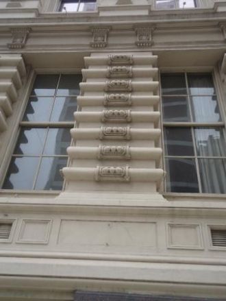 Свое нынешнее название дворец приобрел в