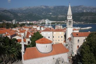 Около Цитадели находится древний собор С