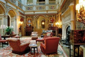 Большой салон является сердцем замка Hig