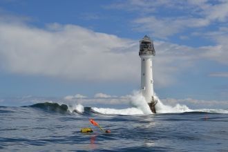 Общий вес маяка и светового механизма со