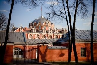 Екатерина II остановилась во дворце в пе