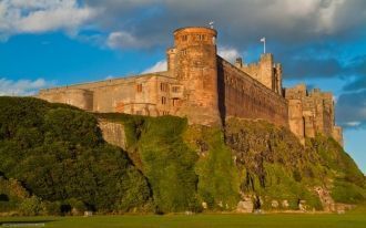 Естественным фундаментом для него служит