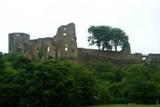 В 1477 году во время войны Алой и Белой 