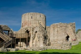 Замок Барнард