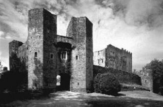 Это новое здание содержало в себе кабине