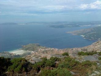 После недель, а то и месяцев паломничест