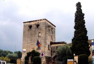 Сейчас неприступная крепость превращена 