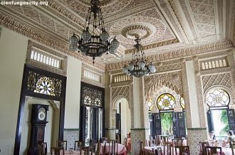 Интерьер замка де Валле.