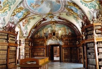 31 мая 1188 года герцог даровал реликвию