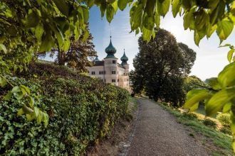 По окончанию второй мировой войны, старш