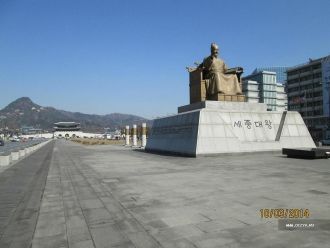 Некоторое время все было спокойно, и жит