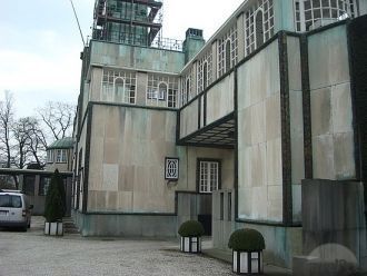 За всю свою историю особняк ни разу не п