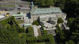 После смерти первого владельца и до 2002