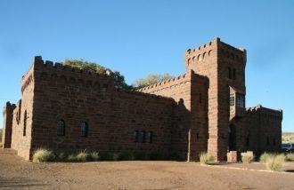 Замок Дувисиб был воздвигнут знаменитым 