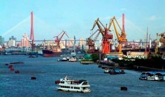 В 2007 году порт Шанхая в течение 3-х ле