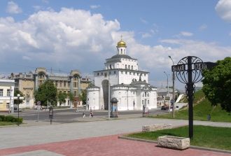 Материалом для ворот, как и для других п