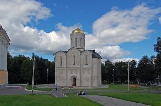 В последние пятьдесят лет собор неоднокр