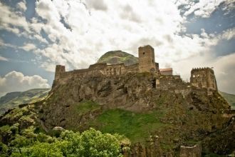 В XII веке крепость получила статус горо