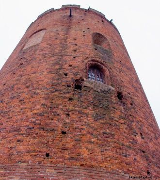 На фото Каменецкая башня или Каменецкая 