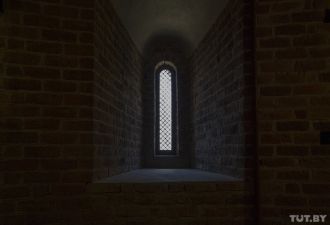 Окна каменецкой башни