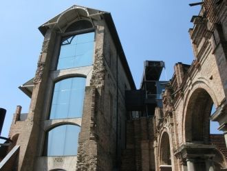 После смерти Виктора Амадея II замок был