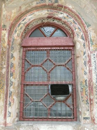 Однако такой тип архитектуры вполне трад