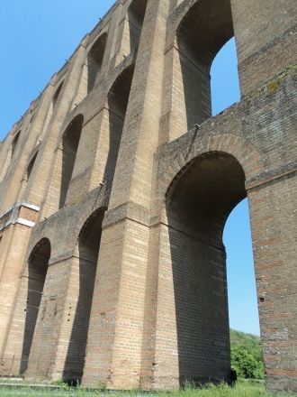 По окончанию строительства акведука воды