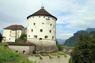 В 1504 году император Максимилиан I отда