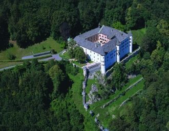 Замок Трацберг