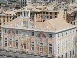 Дворец Сан-Джорджо, типичный образец гра