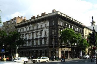 Что интересно, именно под этим проспекто