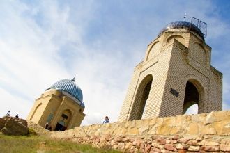 Первоначально возведенные сооружения арх