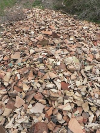 Наличие придела и пятиарочной галереи с 