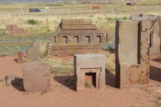 Разные архитектурные элементы из древнег