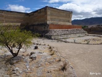 Первые люди в этих местах появились боле