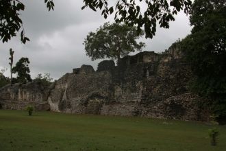 Пирамиды Кохунлич. Мексика.