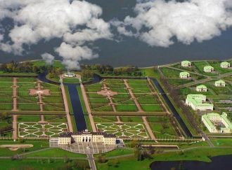 К 1805 году Воронихина от работ отстрани