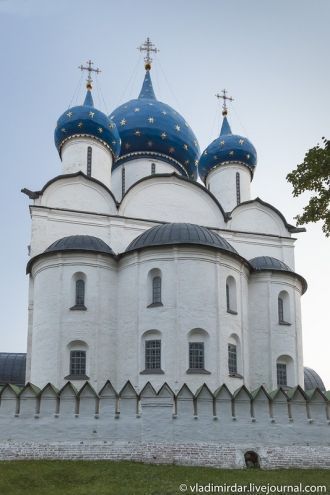 Резное убранство Богородице-Рождественск