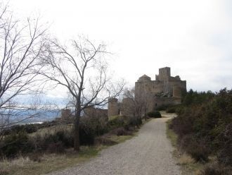 Затем замок был значительно расширен до 