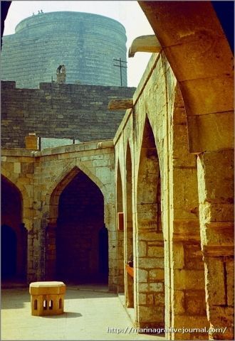 Сегодня площадь отреставрирована в полно