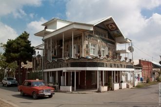 Примечательно, что в некоторых местах до