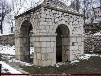 У крепости было три входа по разным част