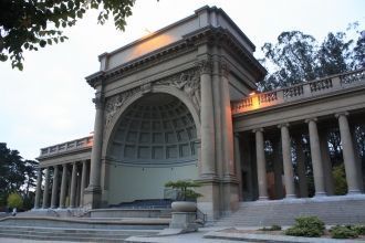 Парк Золотые ворота - музыкальная площад