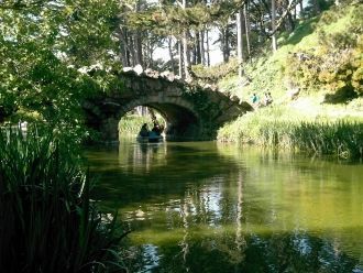 Парк Золотые ворота - экзотичный каменны