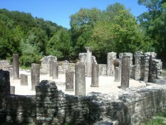 Древние руины Бутринти расположены в 160